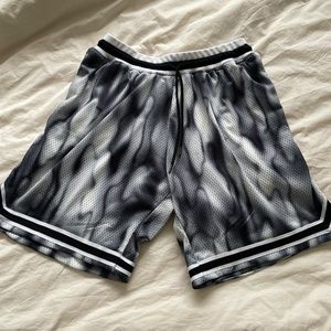 JOHN ELLIOT MENS BASKETBALL SHORTS
